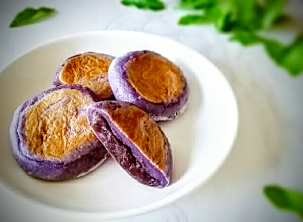 沖夢紫の梅ヶ枝餅