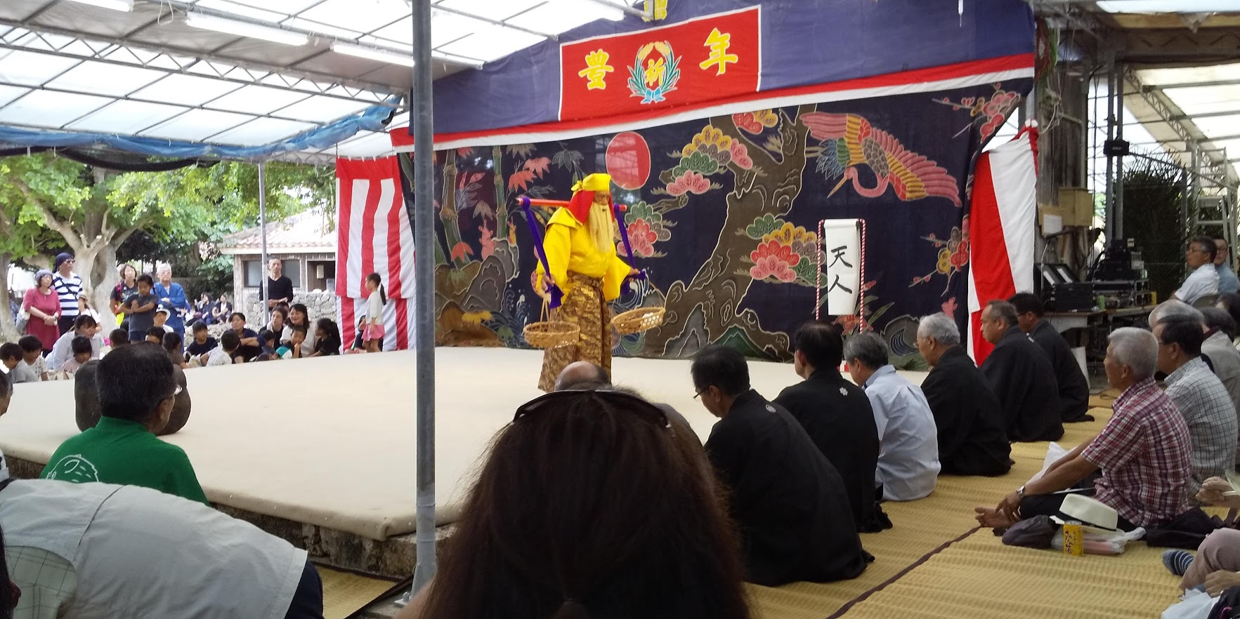 八重山の祭り 種子取祭（竹富島）後編 舞台の芸能 | 八重山ブログ 