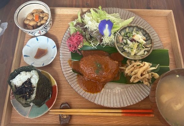 ふんわりにぎったやさしいおにぎり【nigi nigi】